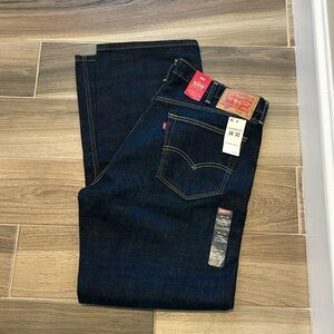 New with tags dark denim jeans
